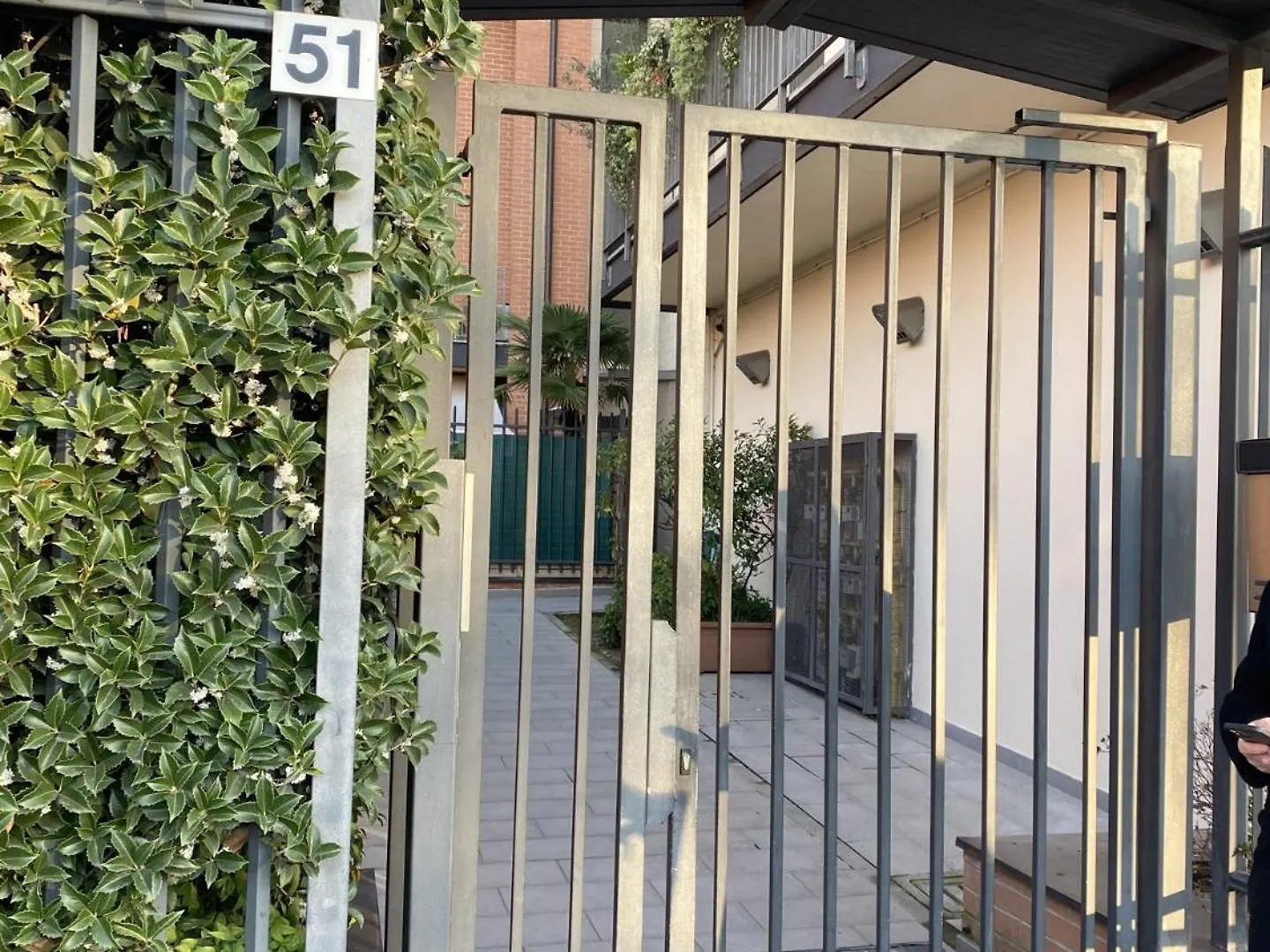 Xenia Apartments - Elegant Studio 10 Min From Linate Milan
