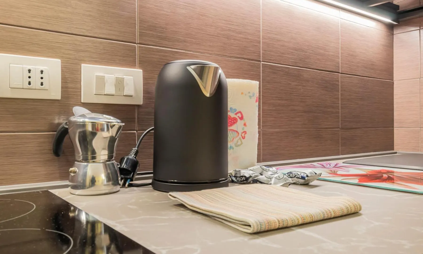 Xenia Apartments - Elegant Studio 10 Min From Linate Milan