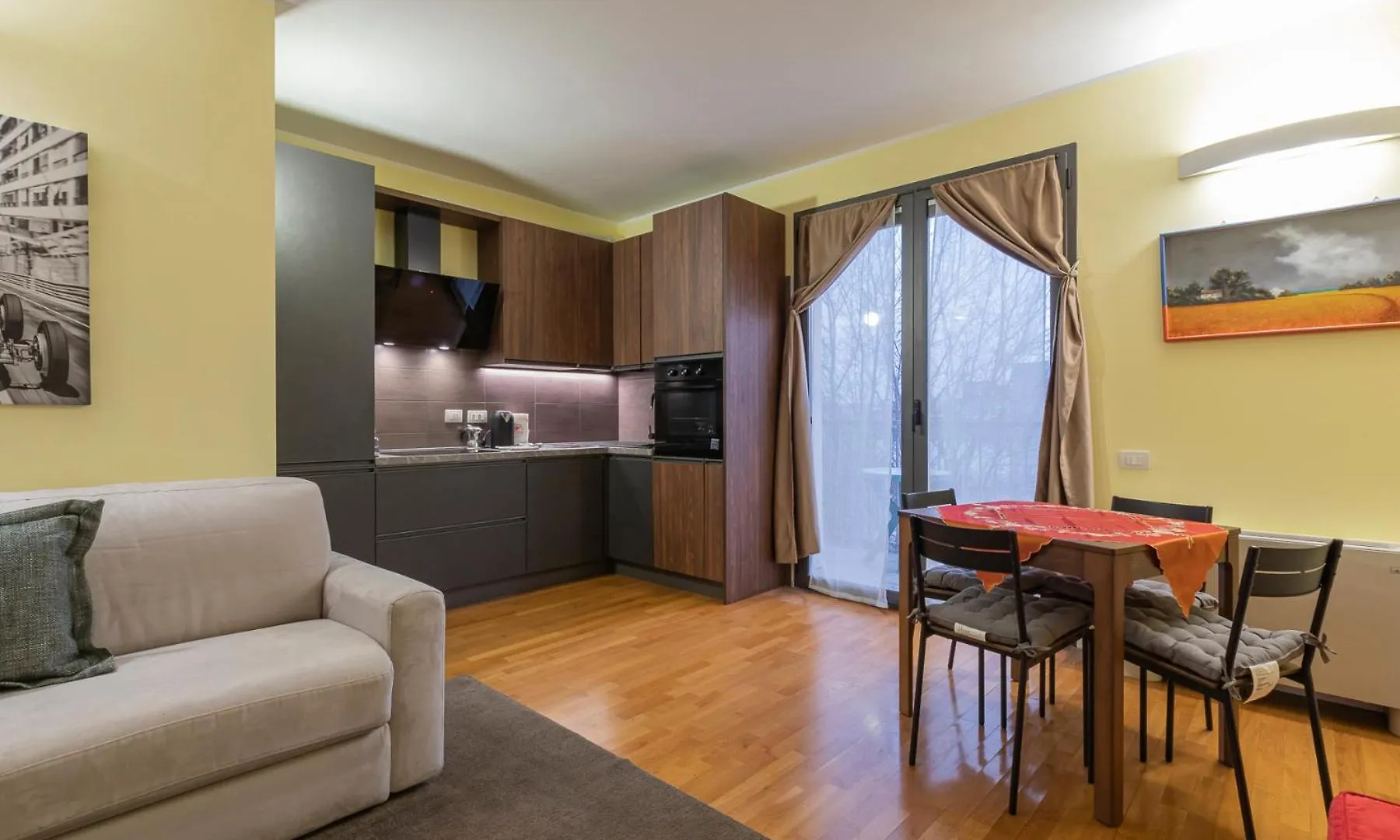 Xenia Apartments - Elegant Studio 10 Min From Linate Milan